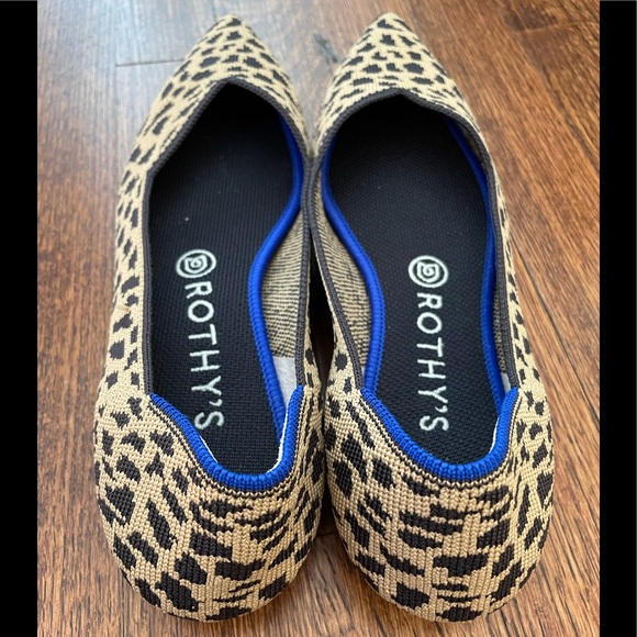 Rothy’s “The Point” in leopard print, size 8.5 - Picture 2 of 6